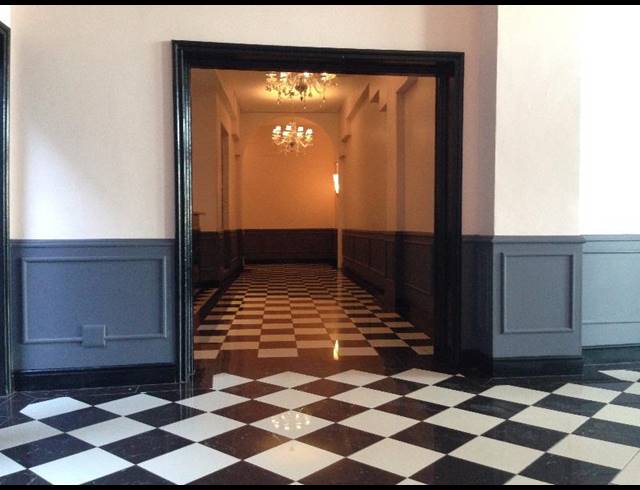 2 BEDROOM APARTMENT FOR SALE IN MUIZENBERG